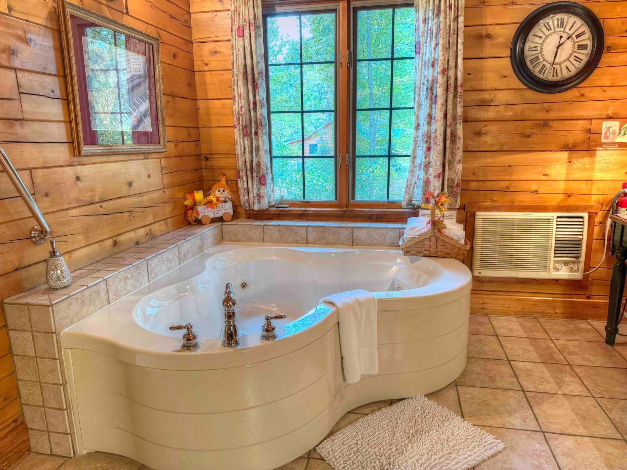 Ferngully Creek Cabins มิลเลอร์สเบิร์ก ภายนอก รูปภาพ