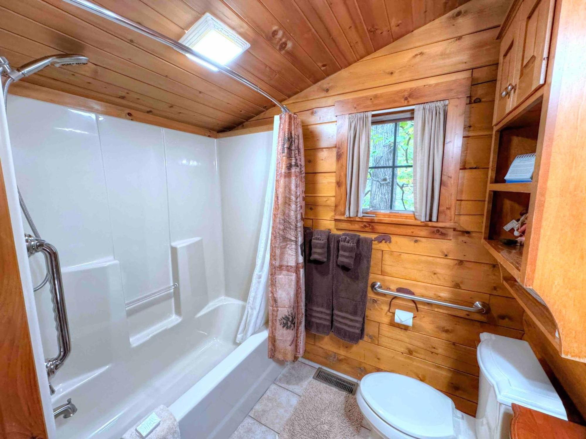 Ferngully Creek Cabins มิลเลอร์สเบิร์ก ภายนอก รูปภาพ
